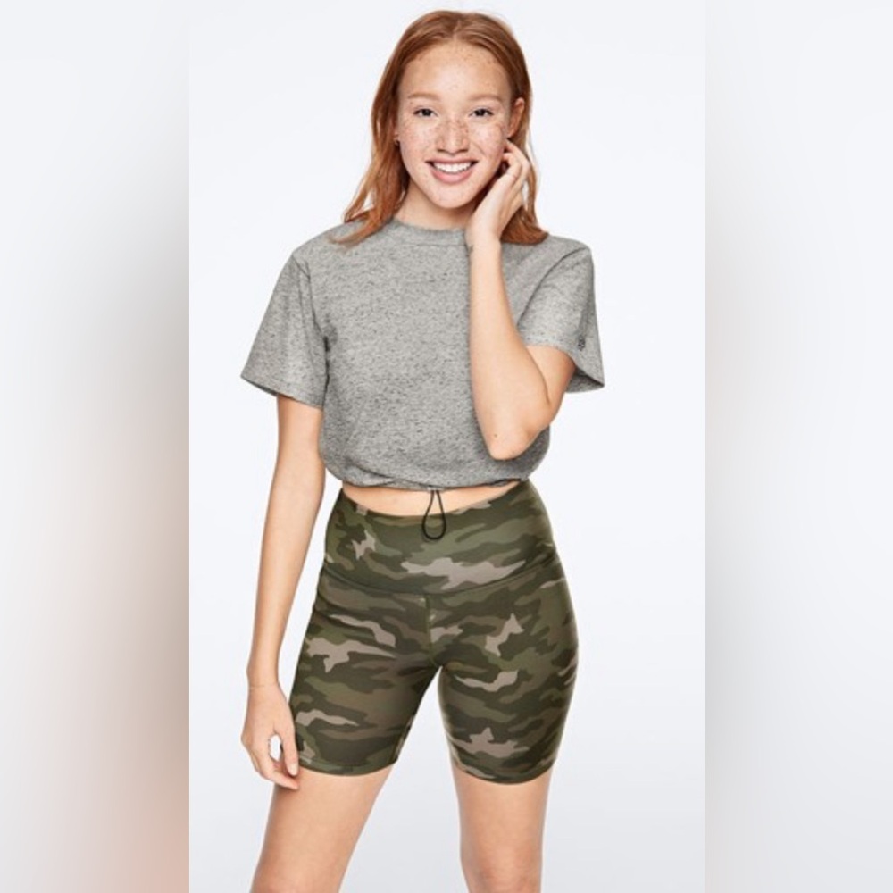 Victoria Secret PINK YOGA Green Camo Biker Shorts Size Small NWOT